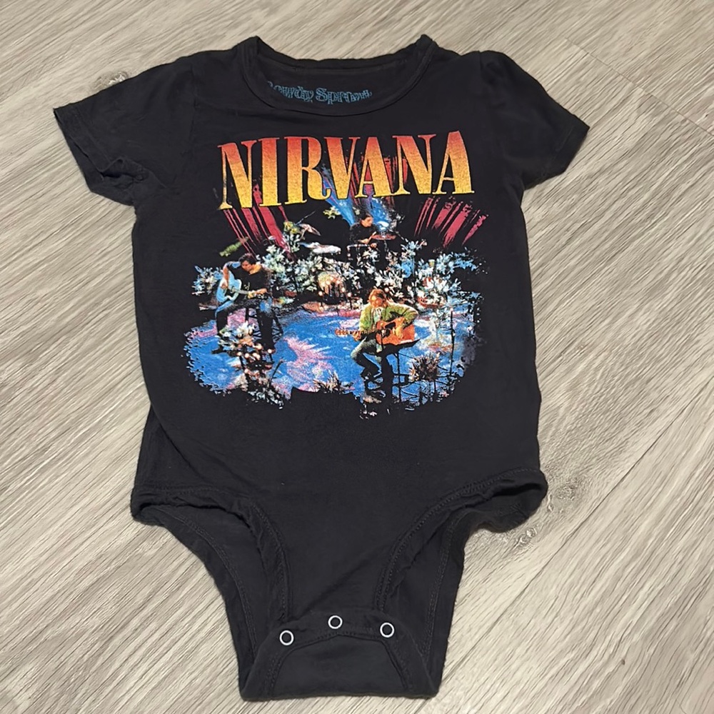 Rowdy Sprout Nirvana Organic Short Sleeve Onesie Size 6-12M